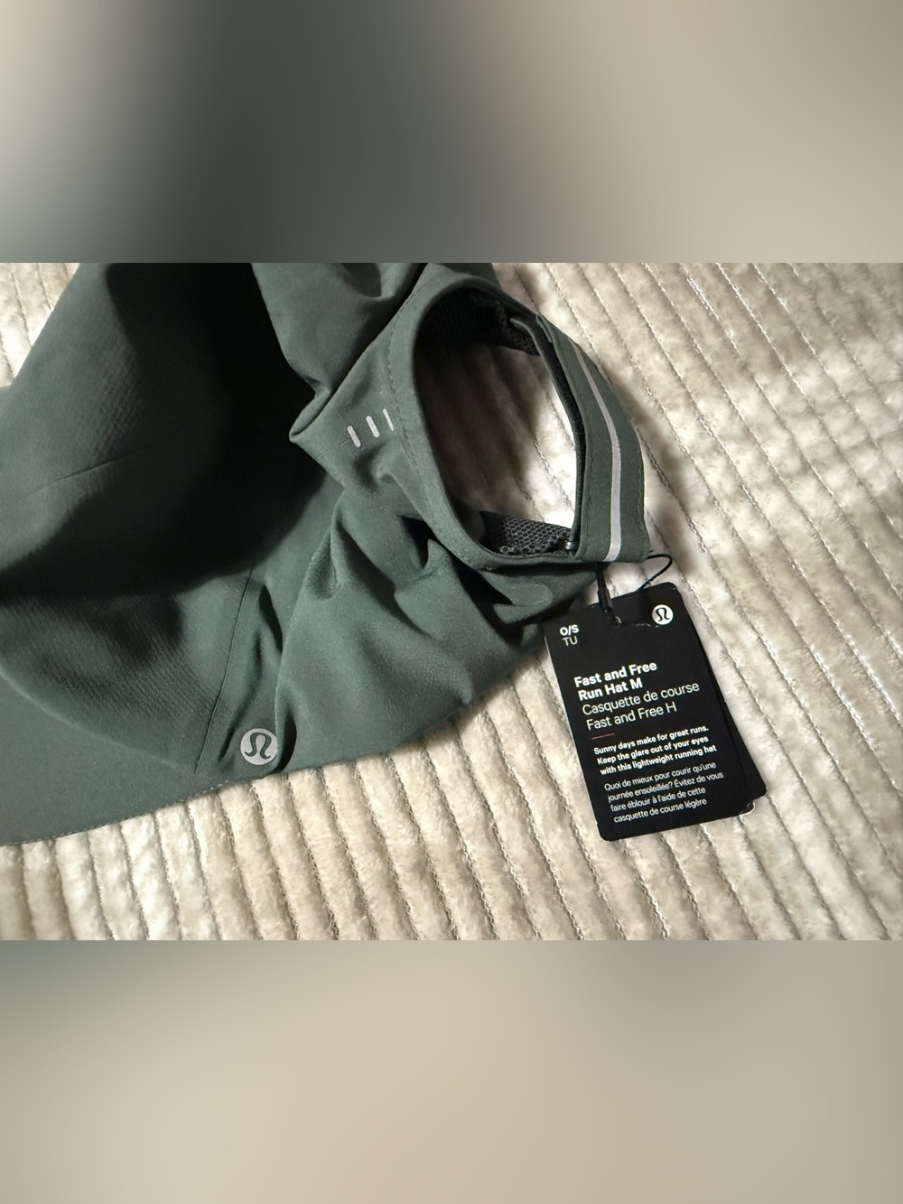✨Lululemon Fast & Free Run Hat✨ - Picture 4 of 5